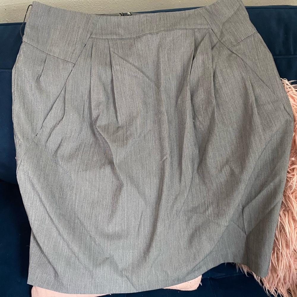 Lovely gray textured pencil skirt